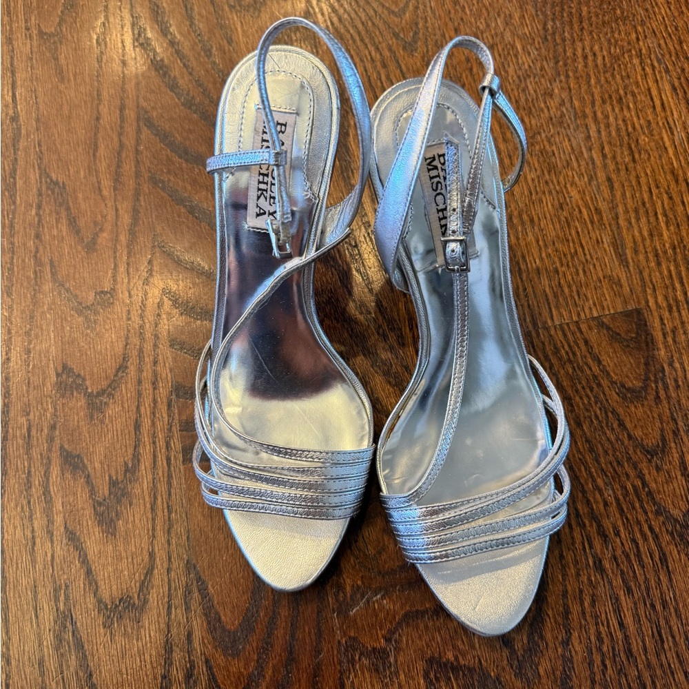 Badgley Mischka Women's Silver Strappy Heels